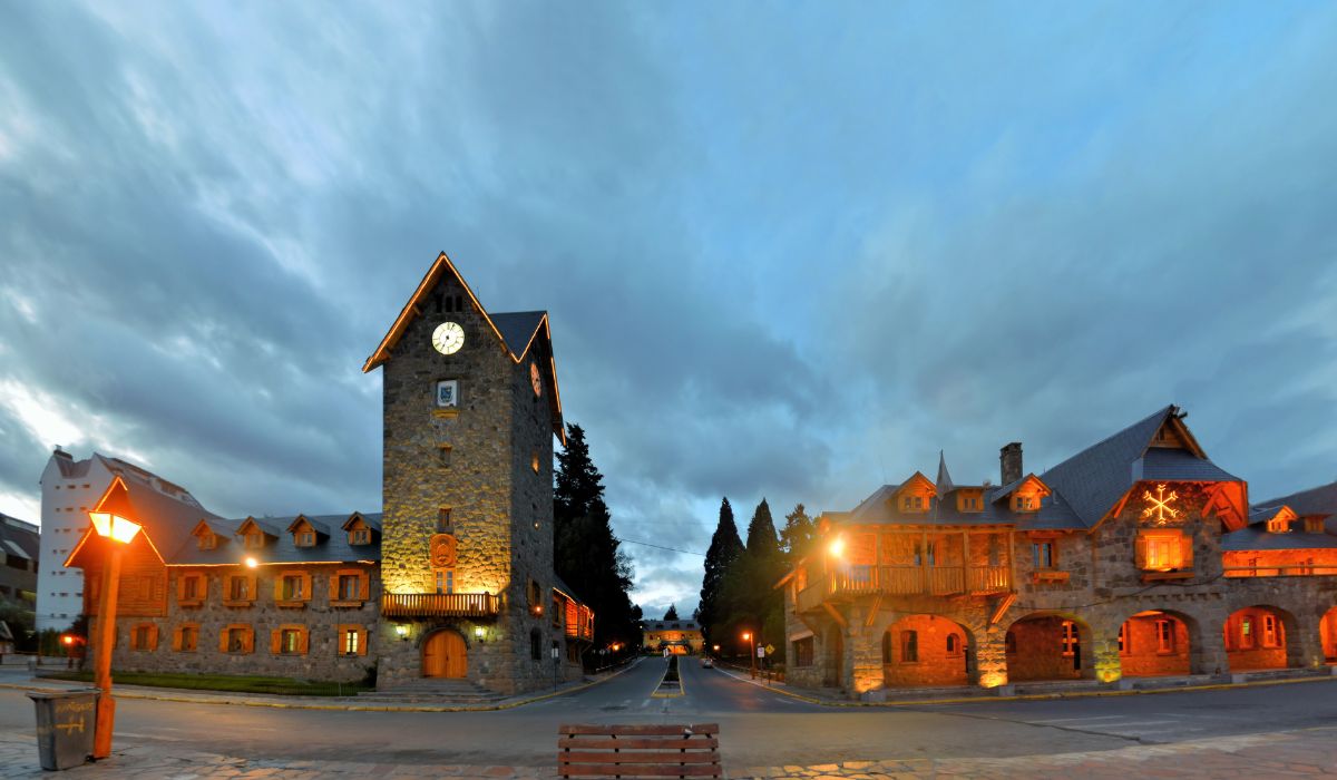 El centro cívico, uno de los planes cuando te preguntan qué hacer en Bariloche con lluvia