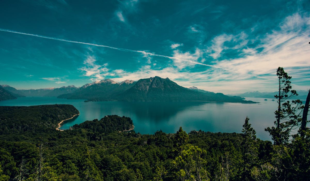 Una vista al lago Nahuel Huapi